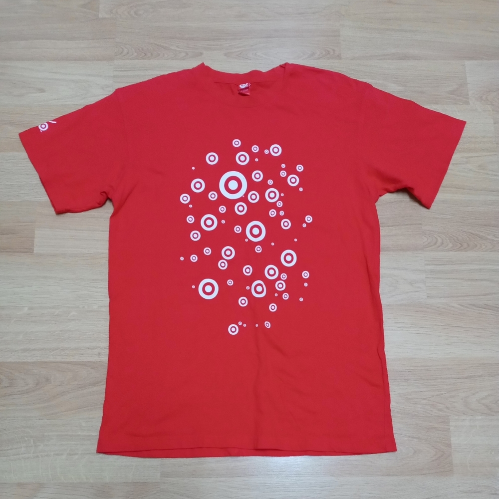 TARGET Stores Official Unisex Volunteers Employee Staff Red T-Shirt Size Large.